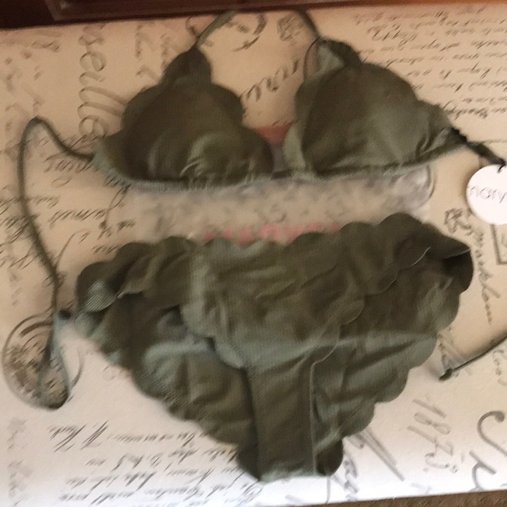 Bathing suit